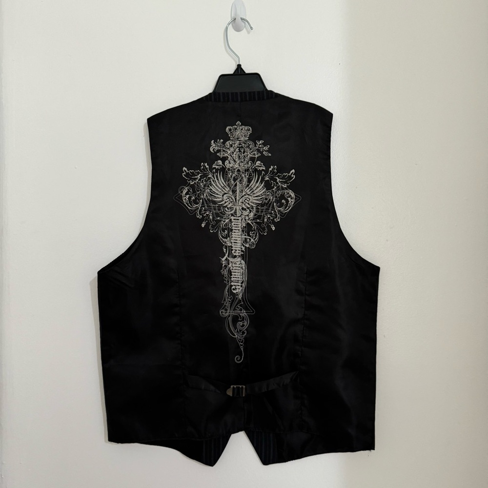 Early 2000s dead stock brand Rock Skull Cross Graphic Black and silver vest
-